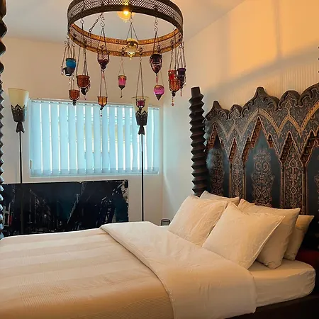 Luxury Duplex With Rooftop, View Of Cathedral Apartment *