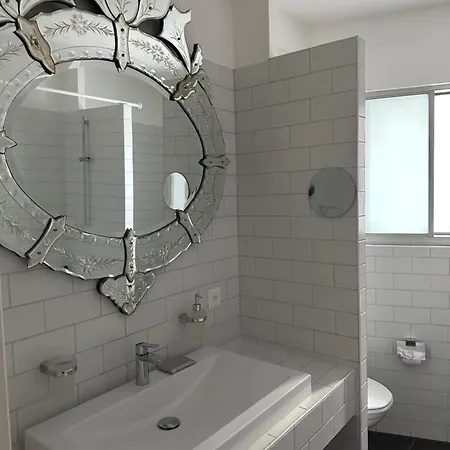 Luxury Duplex With Rooftop, View Of Cathedral * 로잔